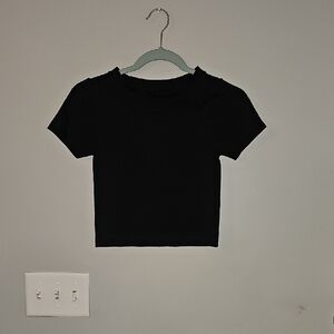 Fitz & Eddi Black Cropped Stretchy Short Sleeve Solid Top. Buckle. Sz Xs/S